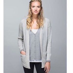 Lululemon layered cardigan in gray Sz L